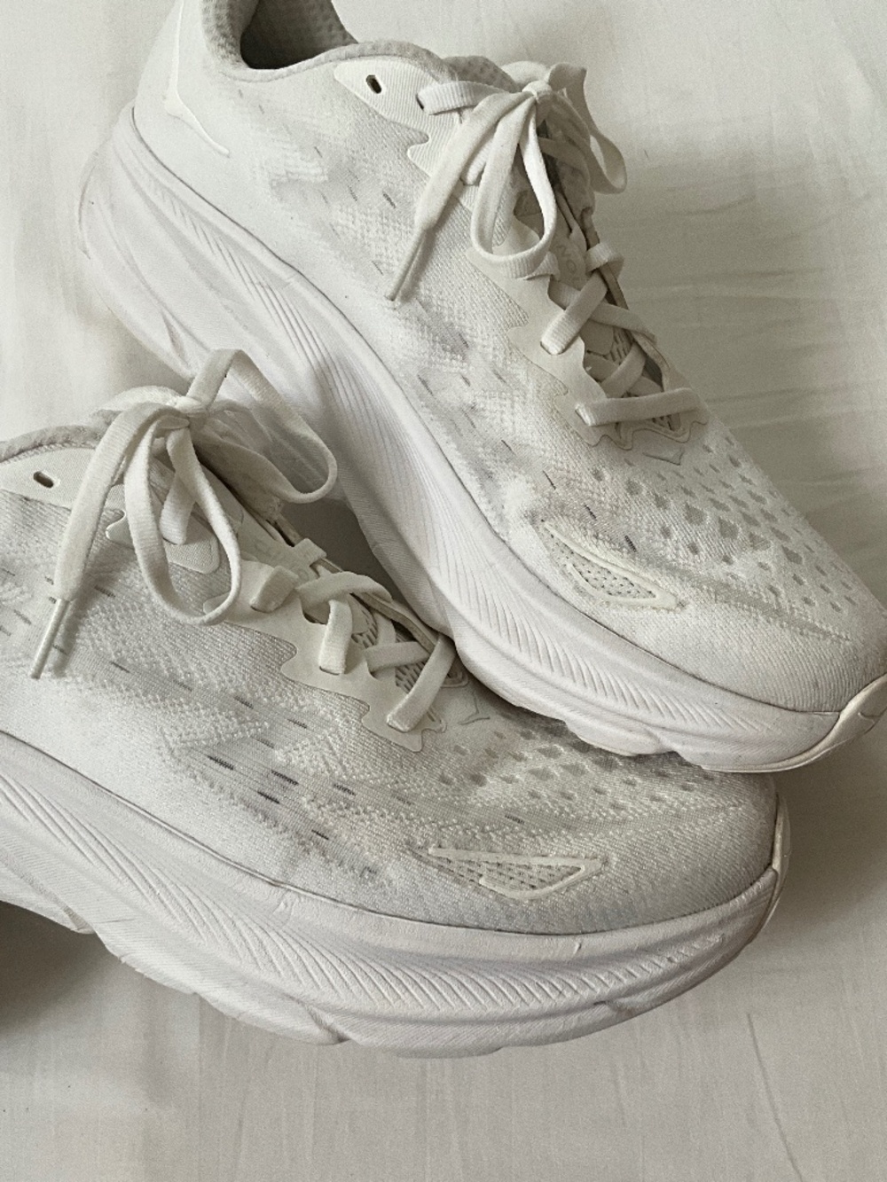HOKA Clifton 9 Hands-Free Size 11 White - Picture 14 of 16